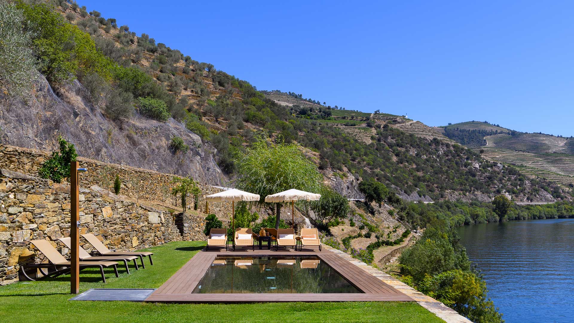 Casa do Rolapipas – luxury villa in Douro Valley, Portugal – image 5