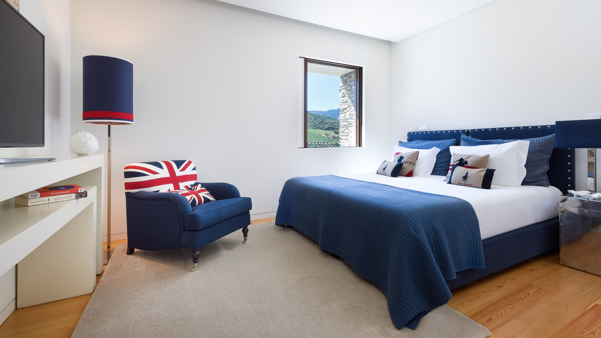 Casa do Rolapipas – luxury villa in Douro Valley, Portugal – image 12