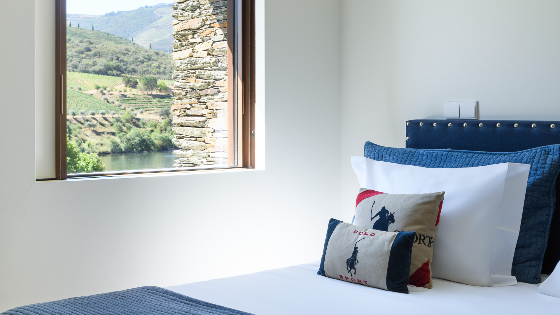 Casa do Rolapipas – luxury villa in Douro Valley, Portugal – image 13