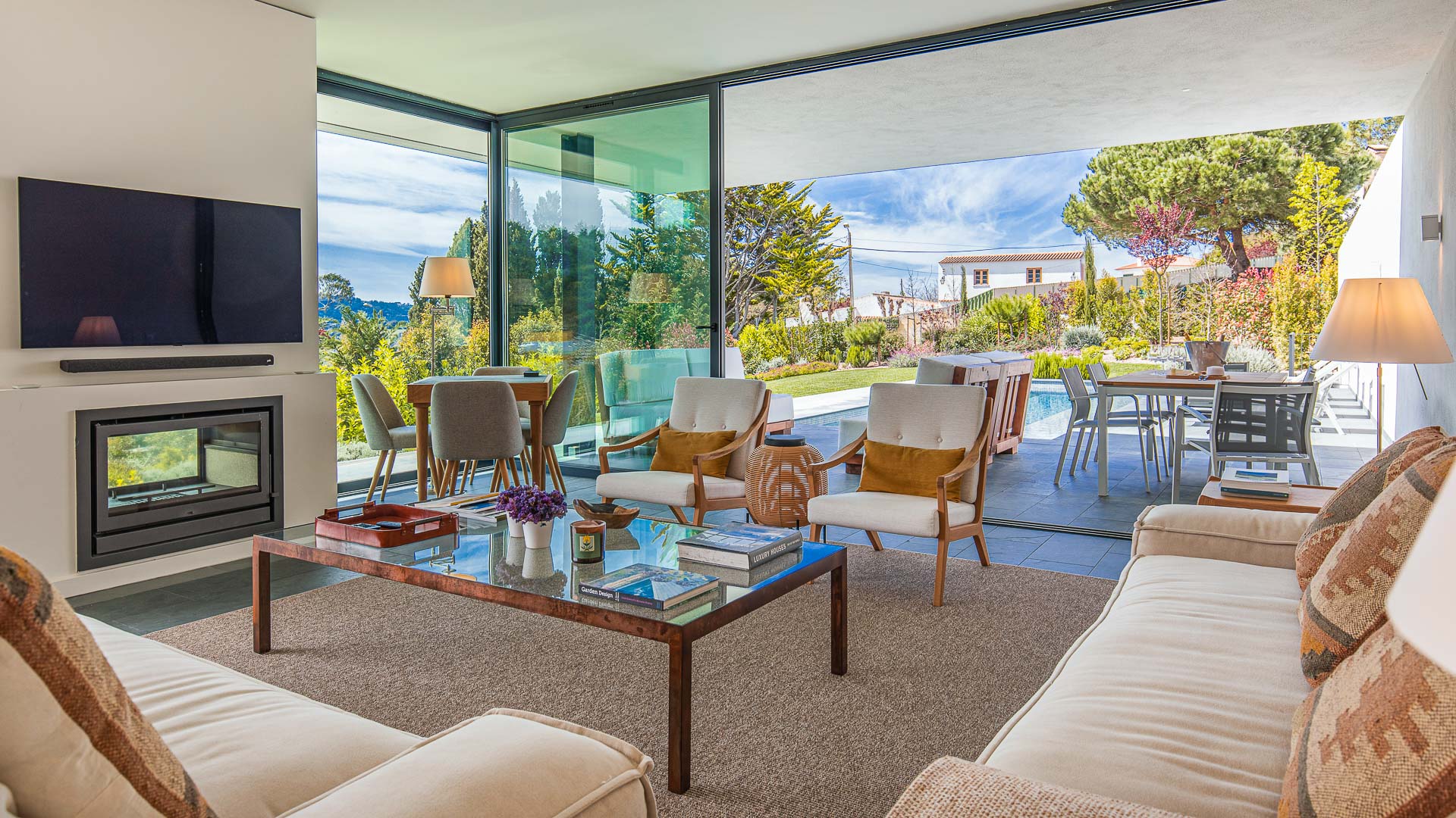 Casa de Cima – luxury villa in Lisbon, Portugal – image 5