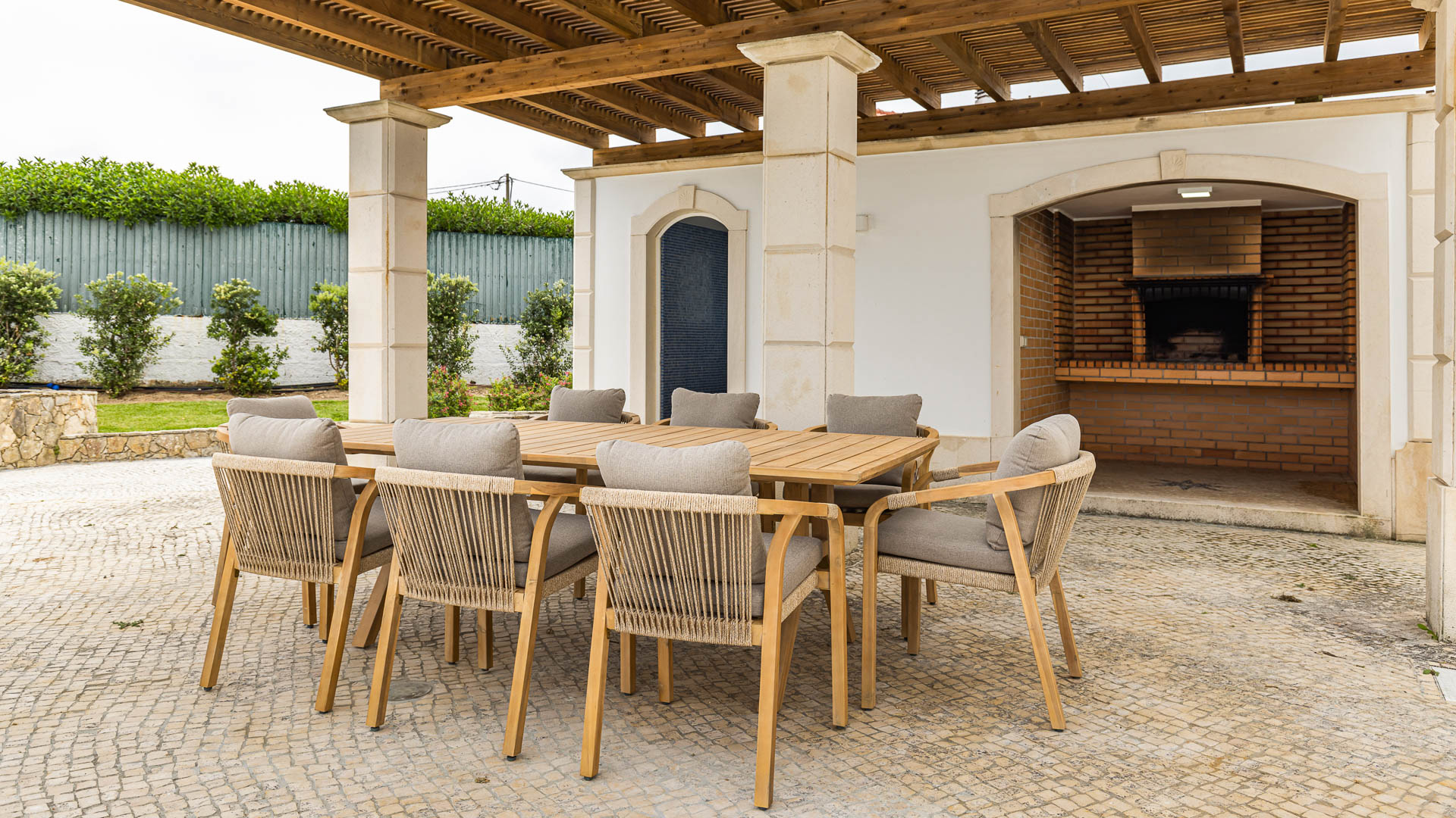Casa do Moinho – luxury villa in Lisbon, Portugal – image 7