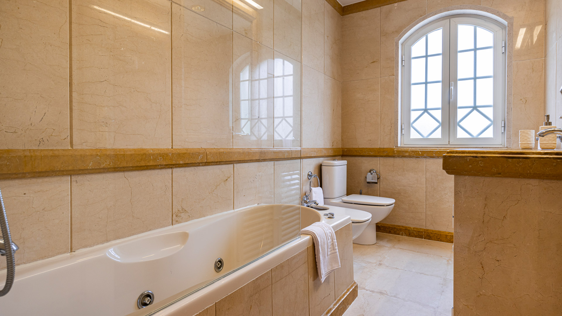 Casa do Moinho – luxury villa in Lisbon, Portugal – image 17