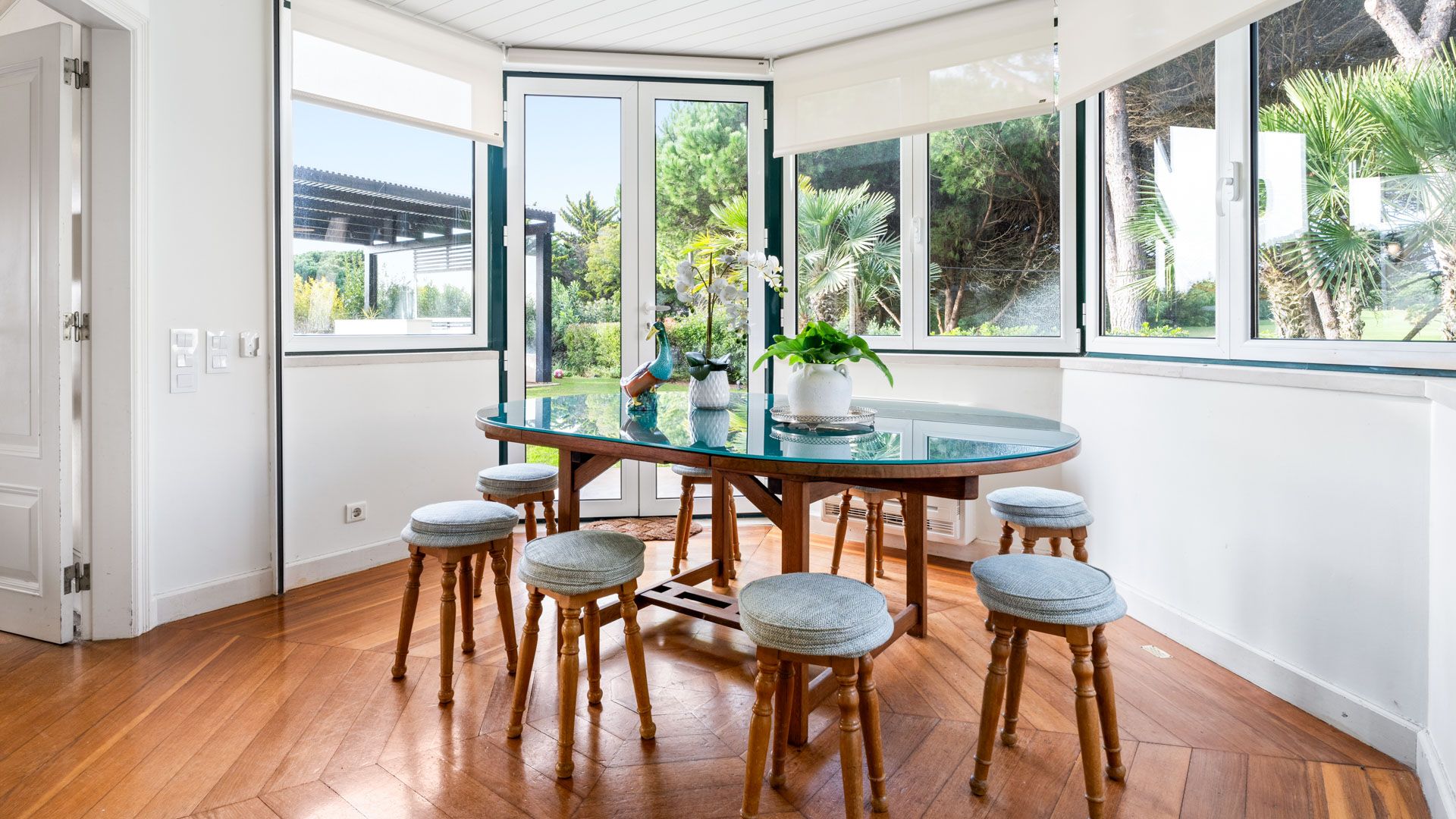 Fairview Villa – luxury villa in Lisbon, Portugal – image 18